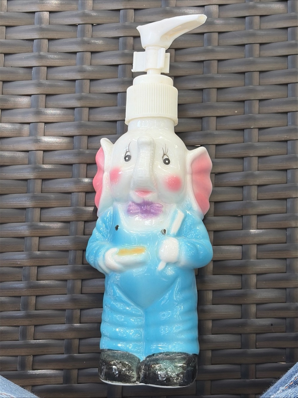 Avon Antique Kids Elephant Soap Dispenser in Blue, White and Pink